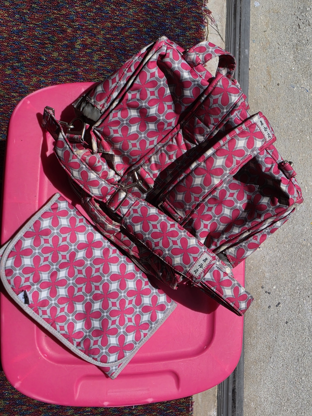 Ju-Ju-Be Pink and Gray Floral Geometric Baby Bag